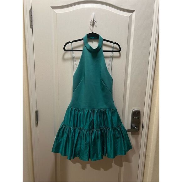Liv Foster Halter Stretch Crepe Minidress Green Date Brunch Dress size 6 NWT$220 - Picture 3 of 6
